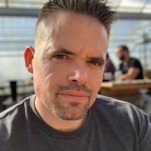 Meet your Posher, Leigh